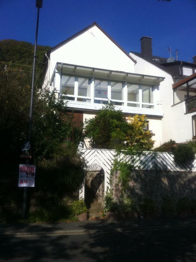 Ferienhaus Moselblick Mit Kostenfreien Oepnv-Ticket Ürzig Buitenkant foto